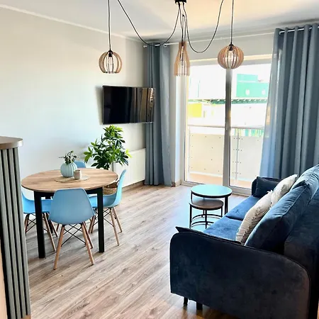 Portowa Z Widokiem Na Morze *